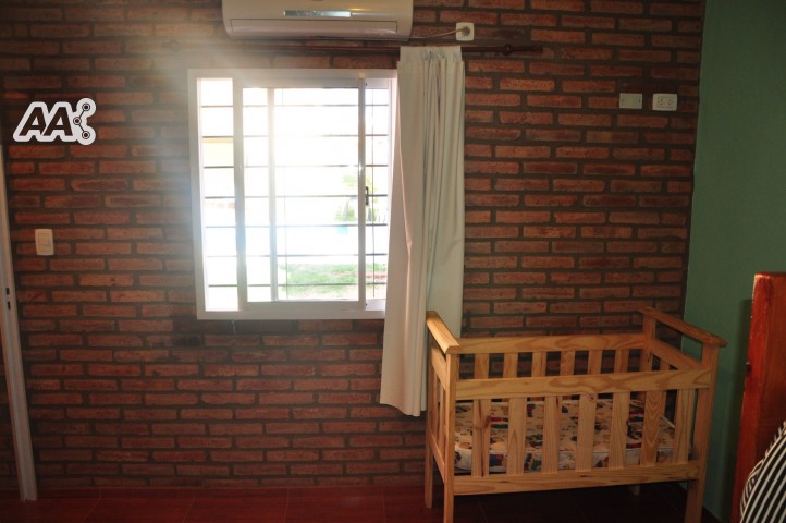 COMPLEJO TURISTICO. 2 CASAS + UN DEPTO CON COCHERA-PATIO-Y EQUIPAMIENTO FULL — foto 10
