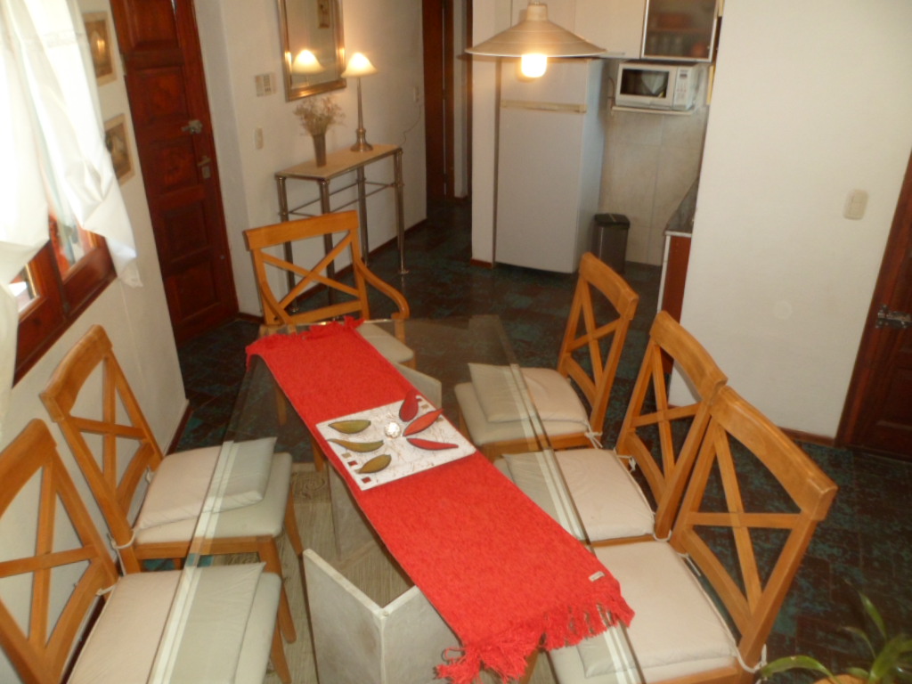 CHALET CON PARQUE / PISCINA / SOLARIUM / QUINCHO EN B° VILLA DEL LAGO — foto 9
