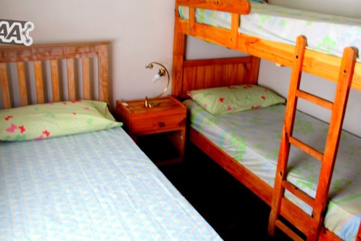 CHALET CON GRAN PARQUE - PISCINA EXCLUSIVA - QUINCHO - VISTA AL RIO - PARA 10 PERSONAS — foto 11