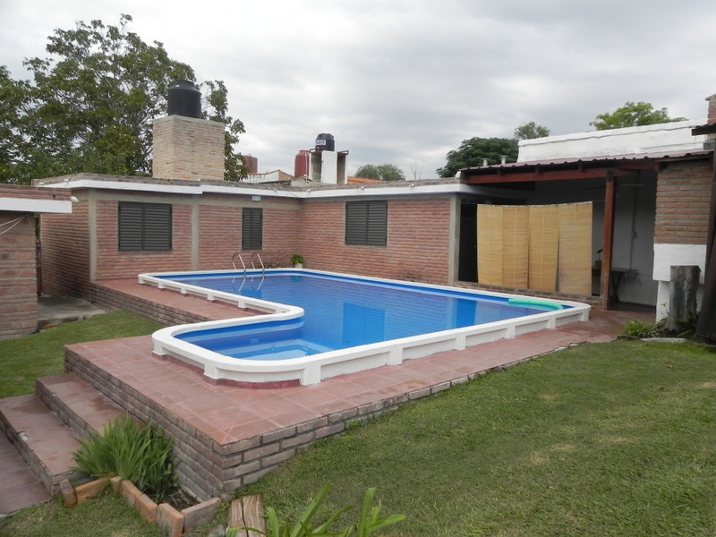 CASITA CON GRAN PARQUE - PISCINA - QUINCHO - EQUIPAMIENTO FULL - PARA 6 PERSONAS — foto 3
