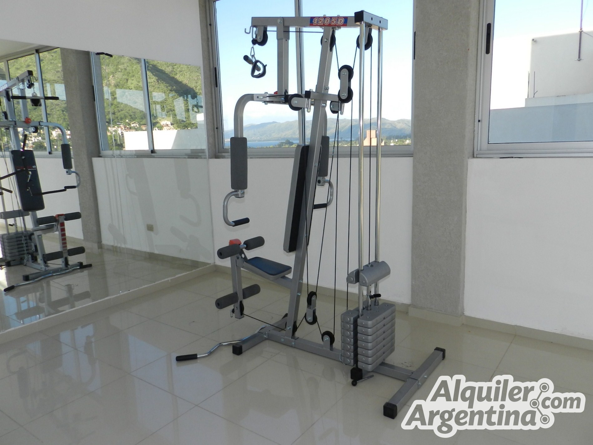 DEPTO DE CATEGORIA PARA 4 PERSONAS CON PISCINA - COCHERA - GIMNASIO - QUINCHO - HERMOSA VISTA PANORÁMICA - CÉNTRICO — foto 12