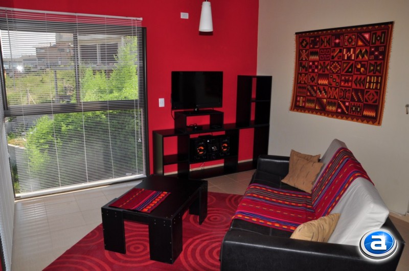 HERMOSOS DEPTOS CON MUY LINDA VISTA PANORAMICA. PILETA. AMPLIOS. CON EQUIPAMIENTO FULL — foto 2