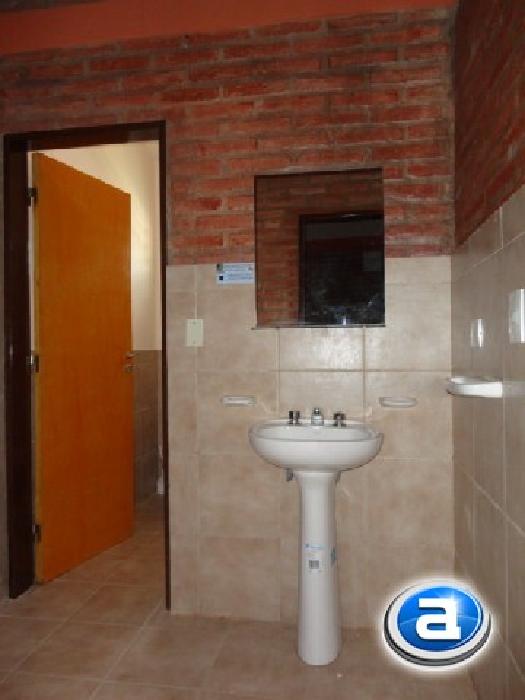 COMPLEJO DE DEPTOS CENTRICOS - CAPACIDAD 2 A 6 PERSONAS - PILETA-PARQUE-COCHERAS-WIFI - 7
