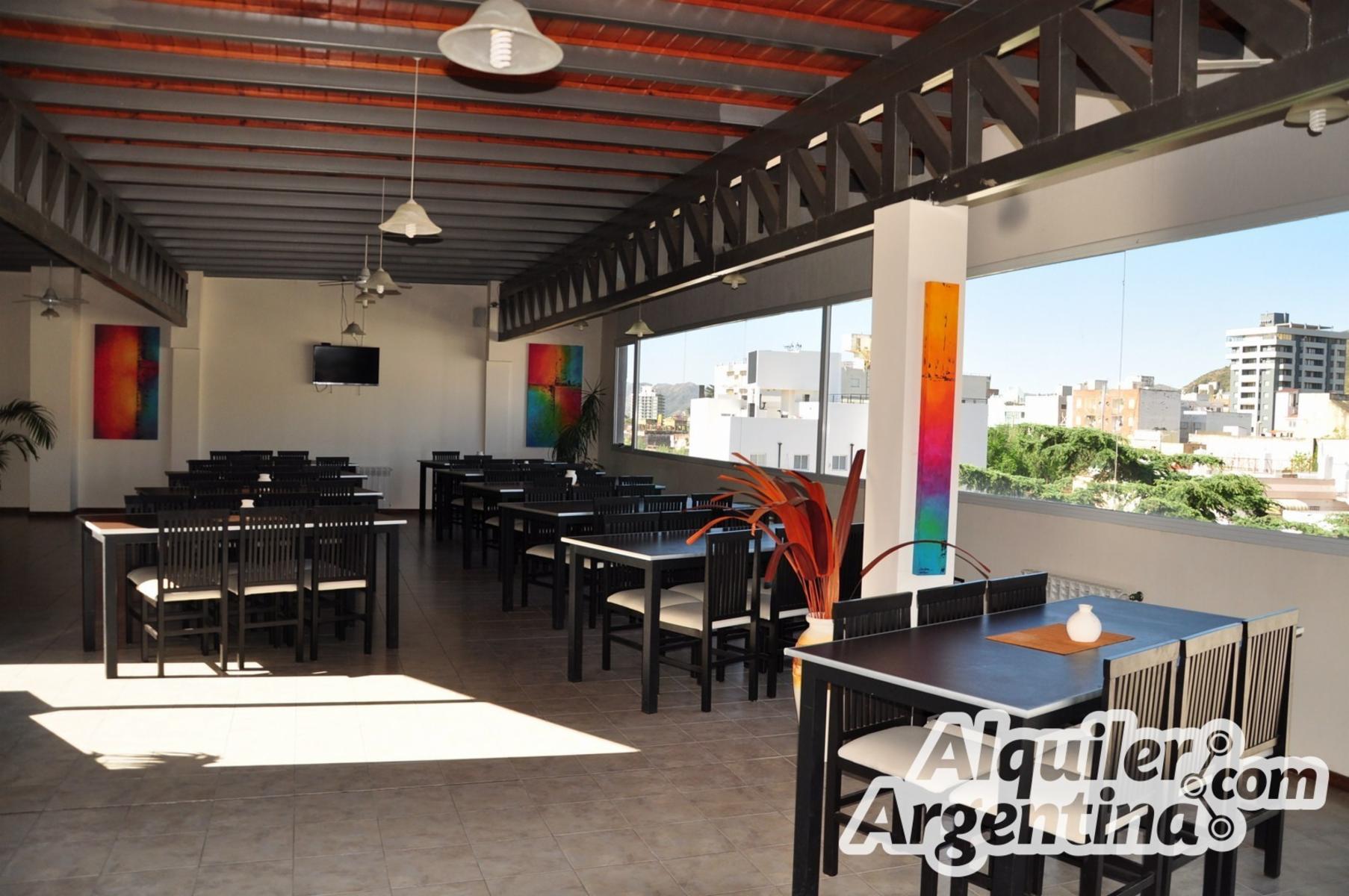 DEPARTAMENTOS EN PLENO CENTRO DE CARLOS PAZ. CON PISCINA - QUINCHO - COCHERA - TERRAZA - COCHERA. EQUIPAMIENTO FULL — foto 13