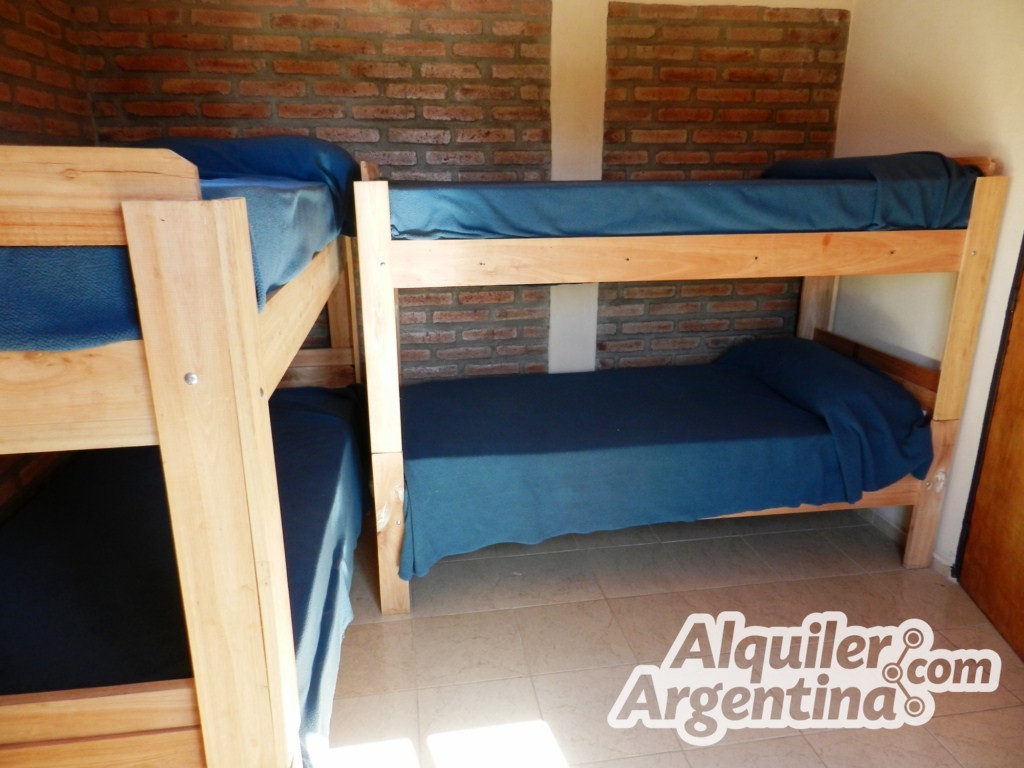 DEPTO A UNA CUADRA DEL RIO CON PILETA-PATIO-COCHERA Y ASADOR — foto 10