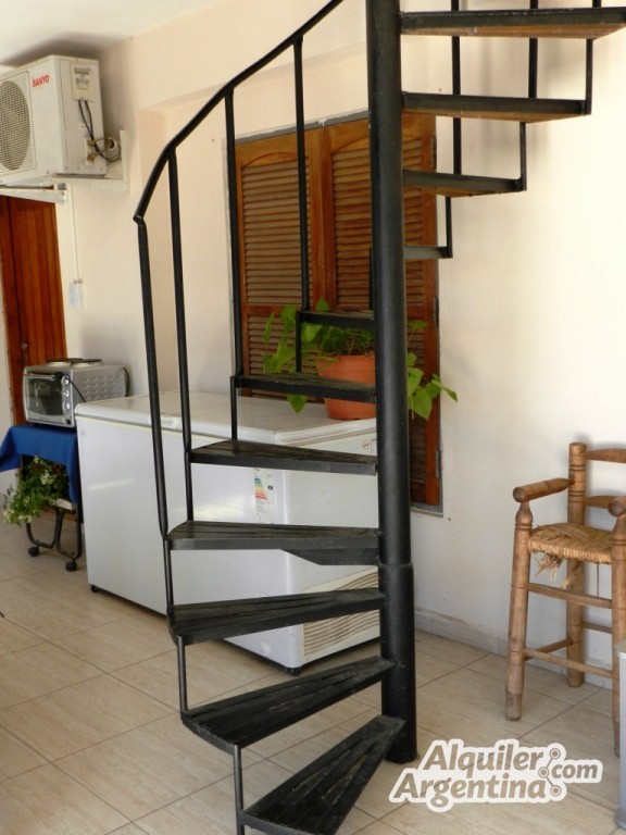 DEPTO A UNA CUADRA DEL RIO CON PILETA-PATIO-COCHERA Y ASADOR — foto 13