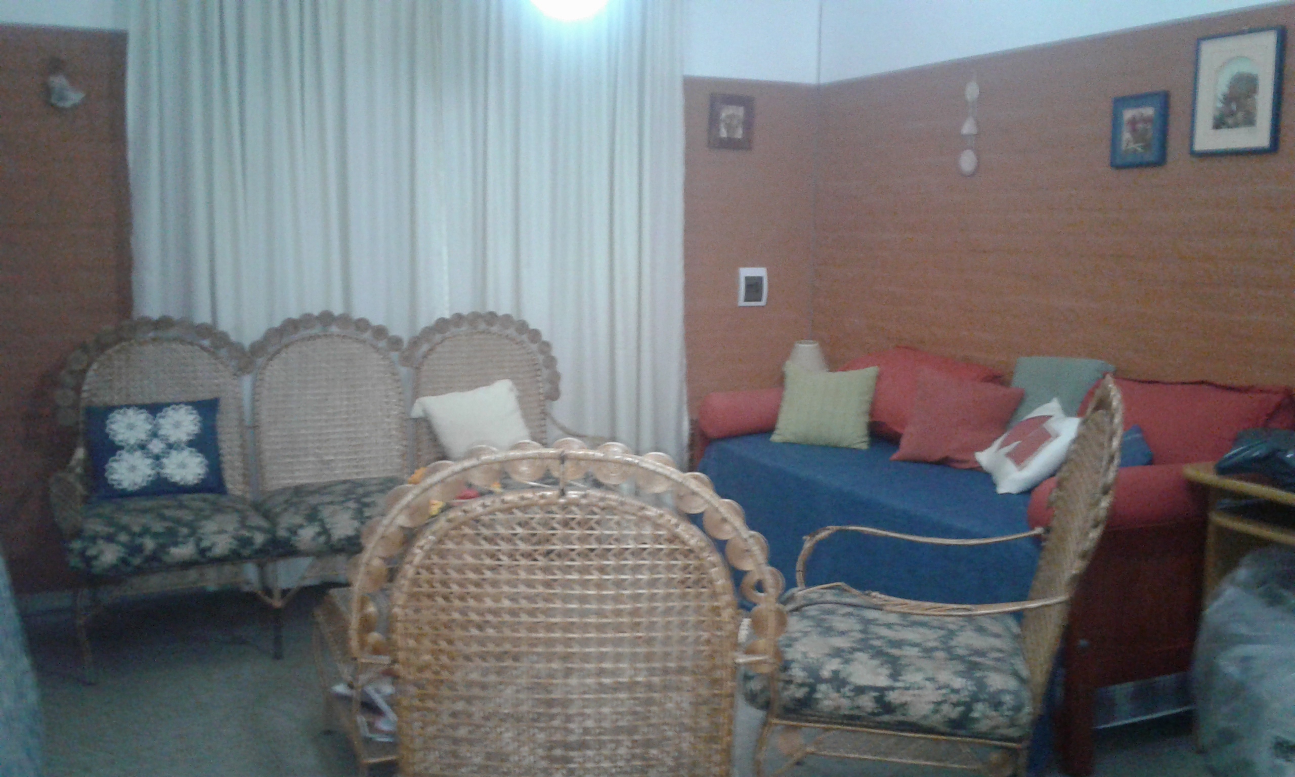 CASA PARA 8 PERSONAS CON PARQUE-QUINCHO-PILETA-GARAJE. A UNA CUADRA DEL RIO!! — foto 9