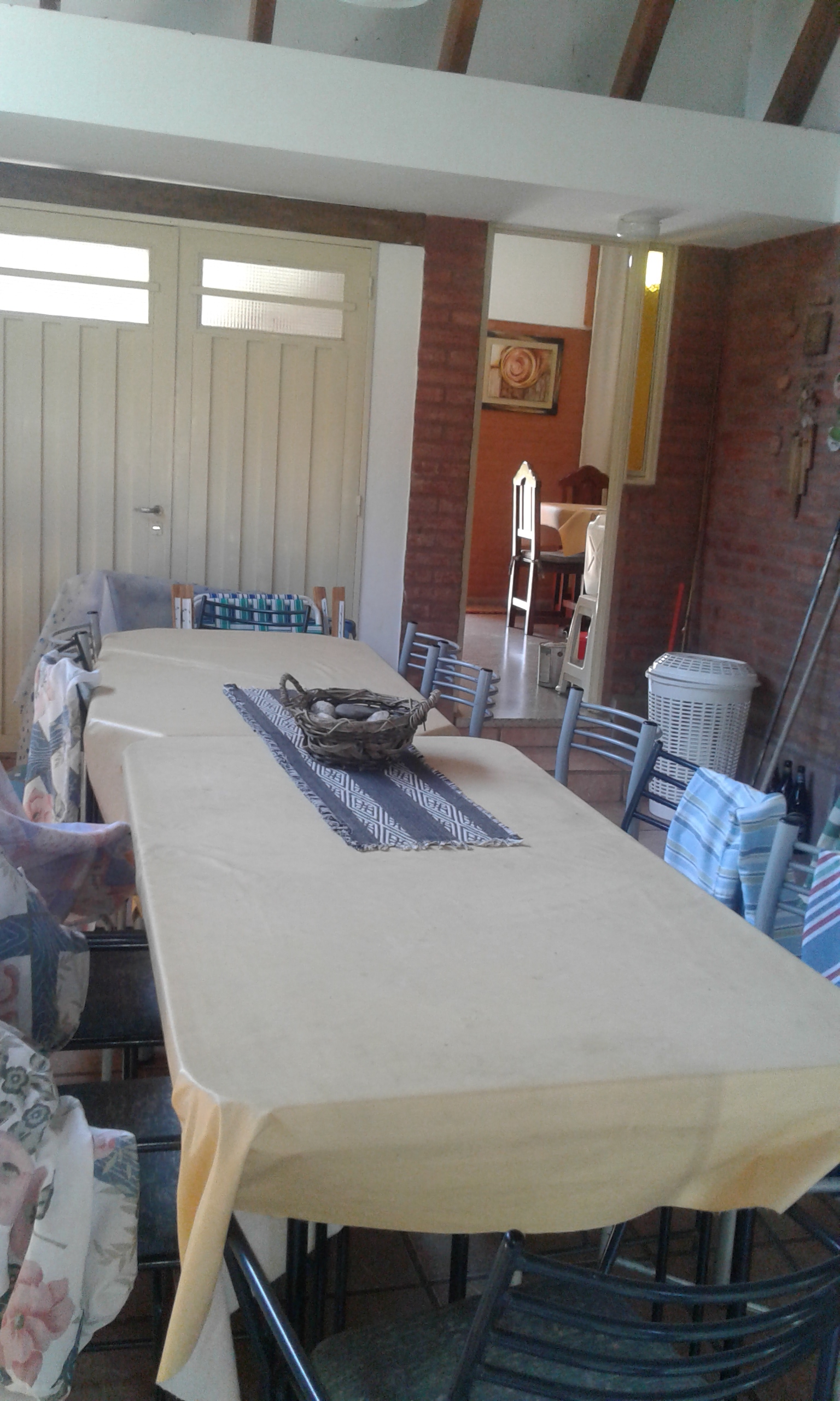 CASA PARA 8 PERSONAS CON PARQUE-QUINCHO-PILETA-GARAJE. A UNA CUADRA DEL RIO!! — foto 10