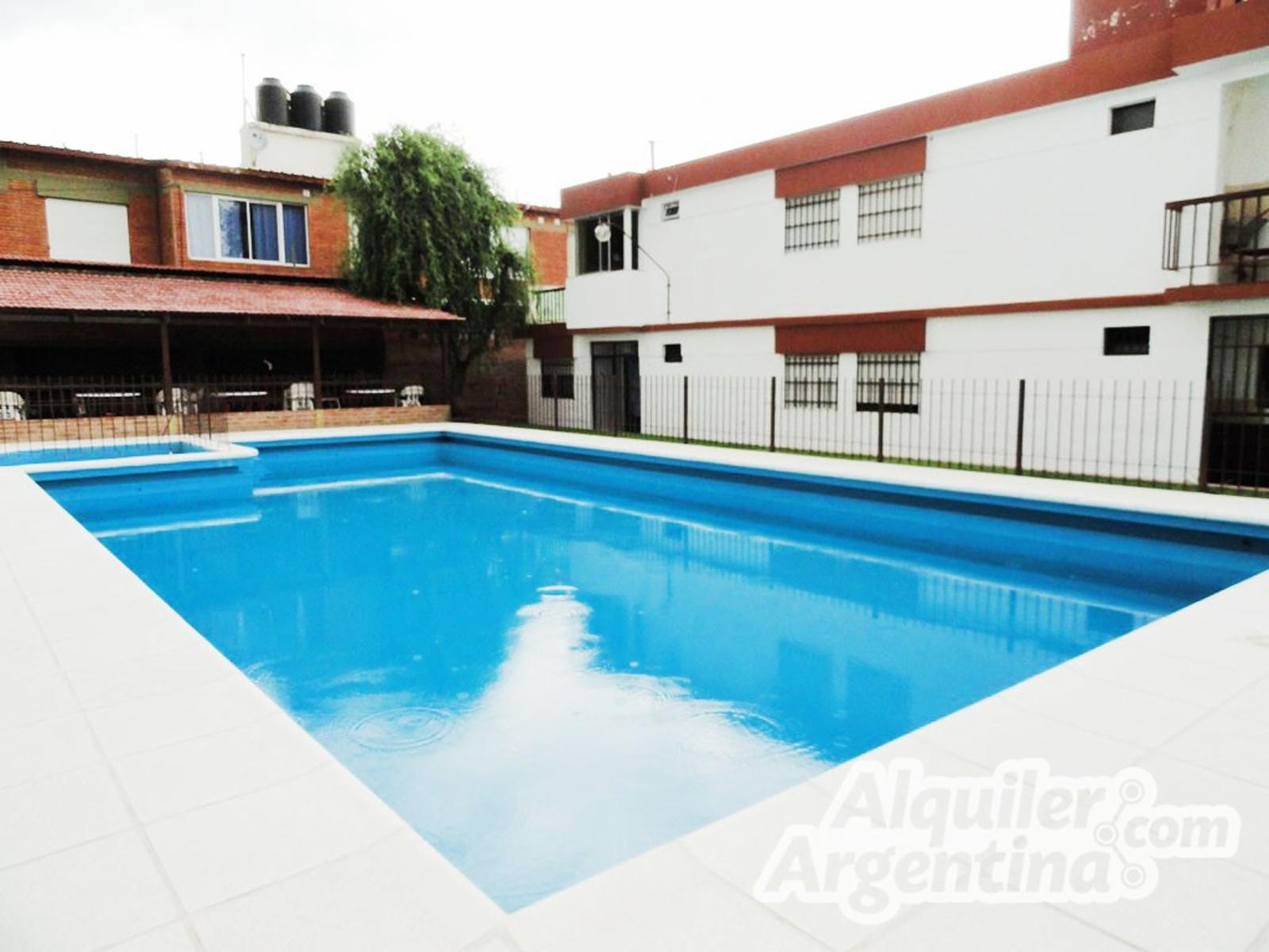 DEPTO EN COMPLEJO CON PISCINA - QUINCHO - ASADORES - FRENTE AL LAGO SAN ROQUE - PARA 5 PERSONAS — foto 12