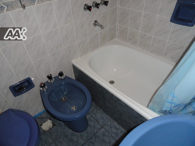 DEPTO EN COMPLEJO CON PISCINA - QUINCHO - ASADORES - FRENTE AL LAGO SAN ROQUE - PARA 5 PERSONAS — foto 3