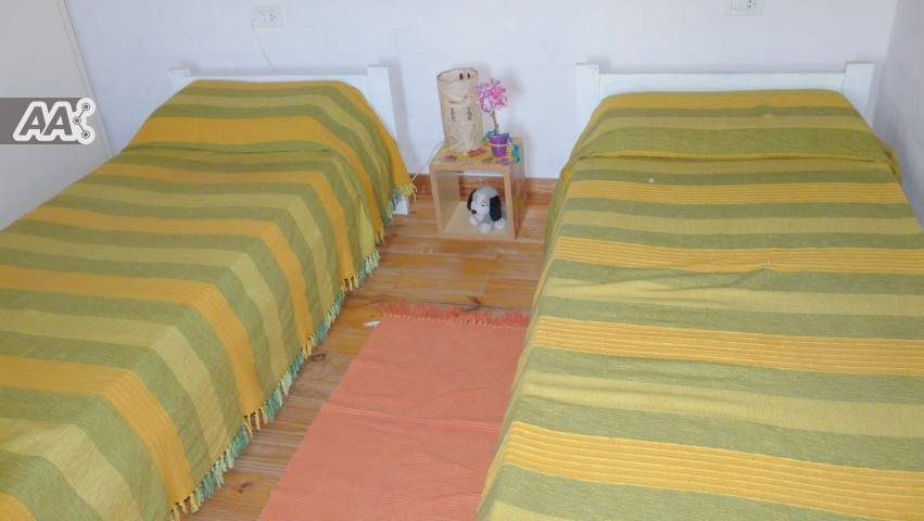 DUPLEX CON PISCINA – ASADOR Y COCHERA PROXIMOS AL CENTRO — foto 6