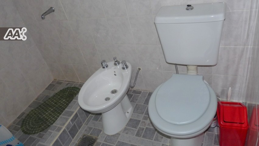 DUPLEX CON PISCINA – ASADOR Y COCHERA PROXIMOS AL CENTRO — foto 12