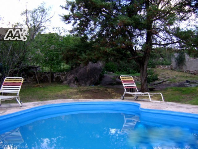 DUPLEX CON PISCINA – ASADOR Y COCHERA PROXIMOS AL CENTRO — foto 13