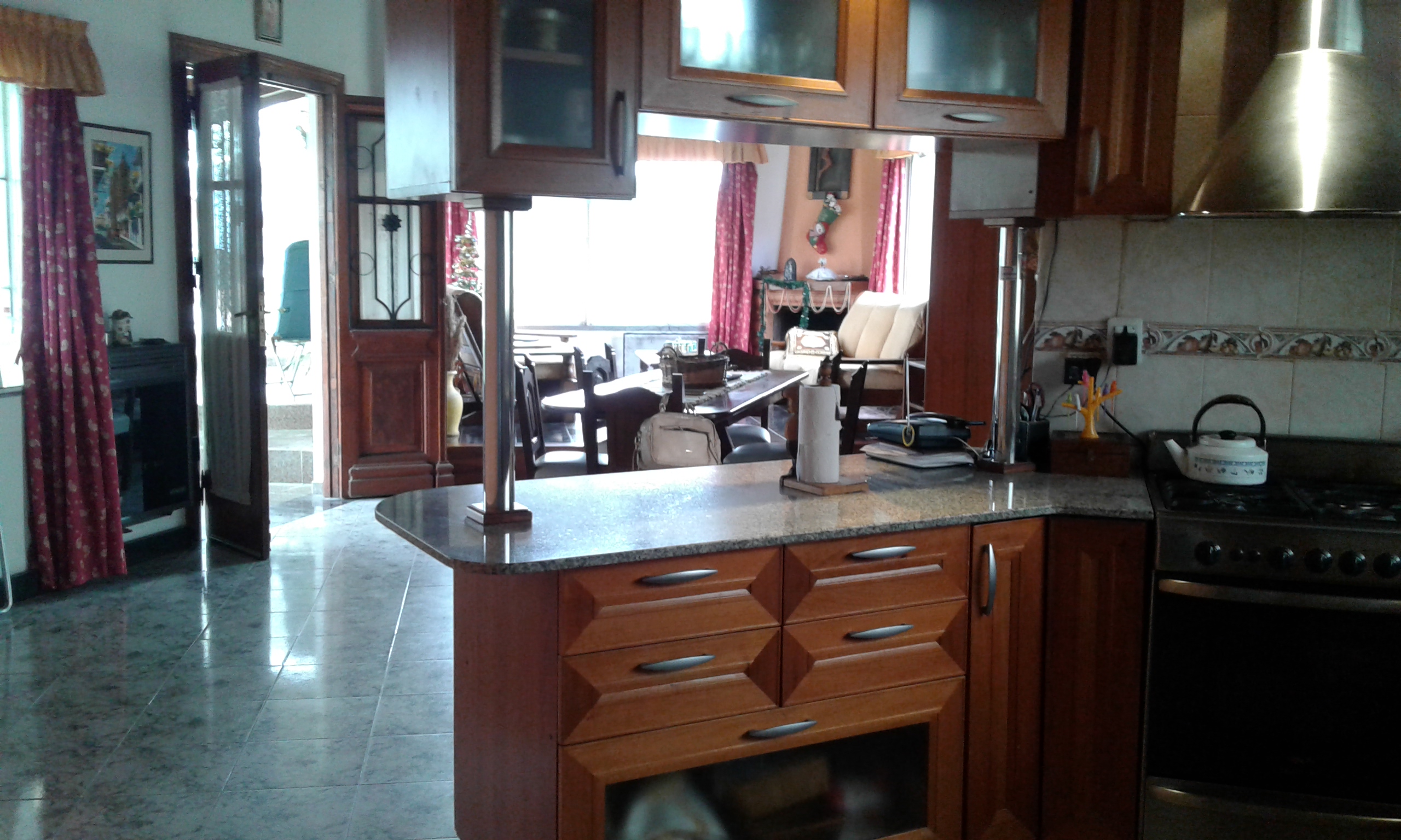 HERMOSO CHALET PARA 10-12 PERSONAS EN EXCLUSIVO BARRIO CON PARQUE-PISCINA-QUINCHO Y HERMOSA VISTA AL LAGO — foto 8