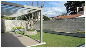 VENTA DE TRIPLEX DE 3 DORMITORIOS EN COMPLEJO DE CATEGORÍA A METROS DEL LAGO. CON COCHERA. PATIO. PISCINA. SALÓN DE USOS MÚLTIPLES. QUINCHO. CAVA. 1° CATEGORIA — foto 8