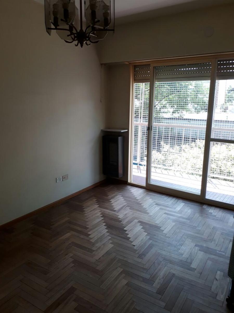 Departamento 3 Amb. Frente c/balcon Bacacay 3800 — foto 3