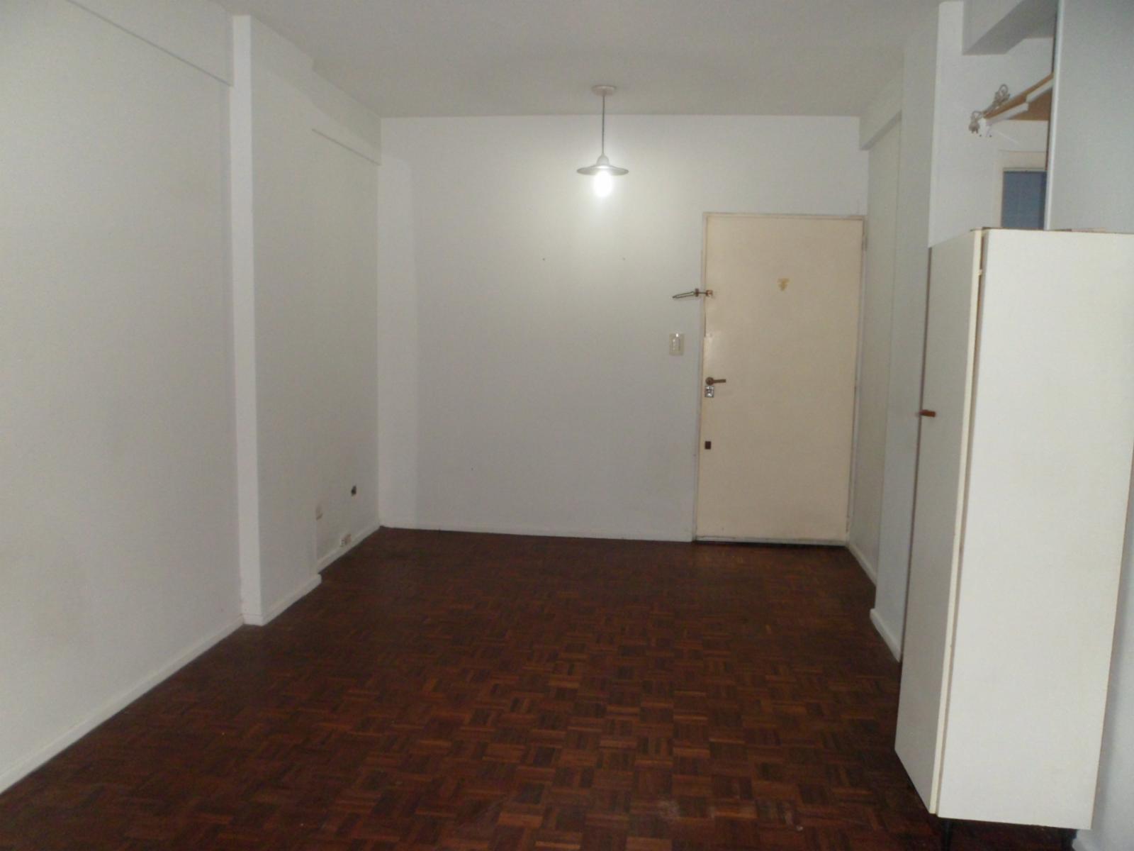 BOEDO: OPORTUNIDAD VENTA 1 AMBIENTE AMPLIO ,COCINA SEPARADA, BAÑO COMPLETO Y BALCON — foto 2