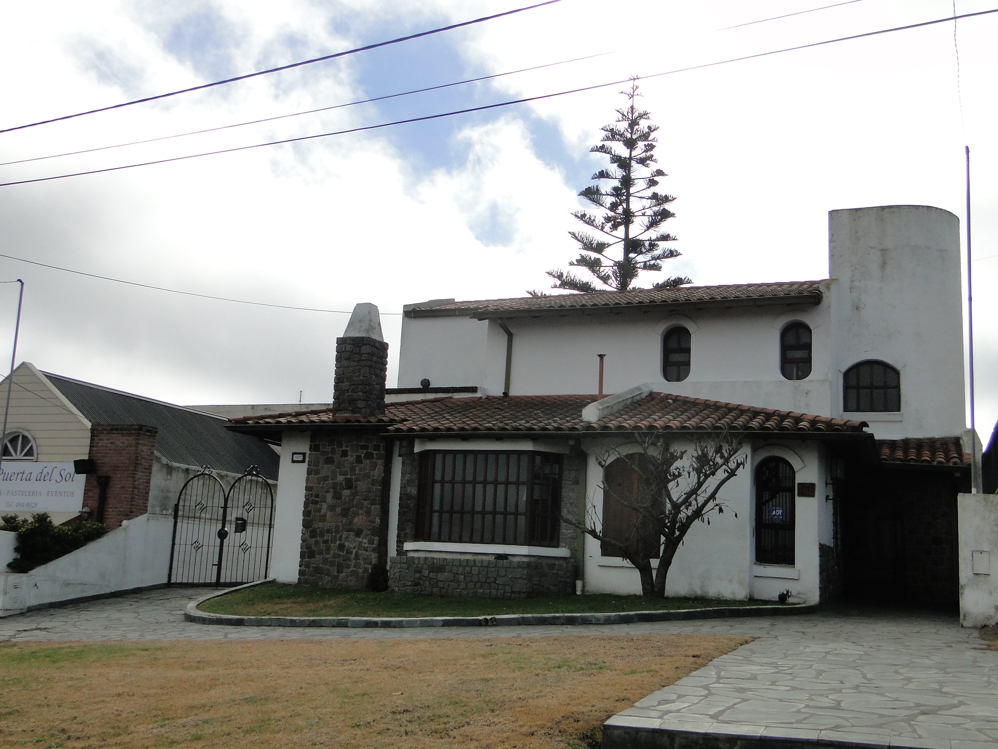 Av. J. J. Paso y Arenales