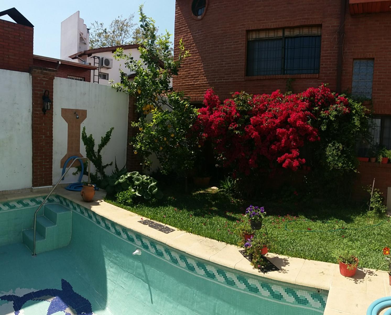 CHALET EN C.JARDIN.DETALLES DE CATEGORIA. OPORTUNIDAD