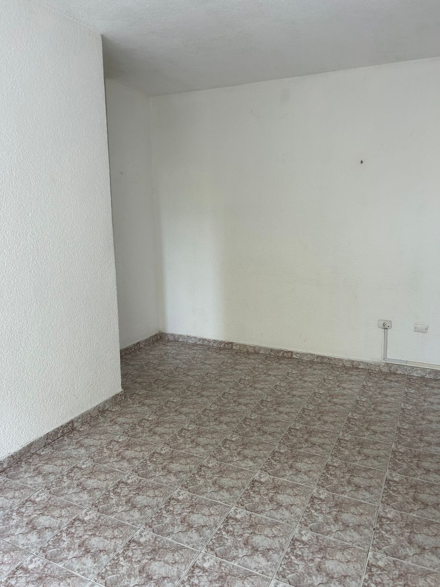 VENTA DEPTO 2 AMB.C/FRENTE PISO 2 CIUDAD JARDIN - 10