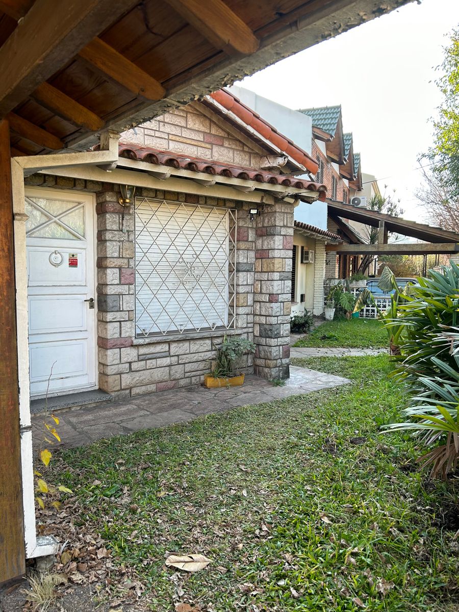 NUEVO VALOR VENTA INMEDIATA DE CHALET MUY BUENA UBICACION.CIUDAD JARDIN — foto 9