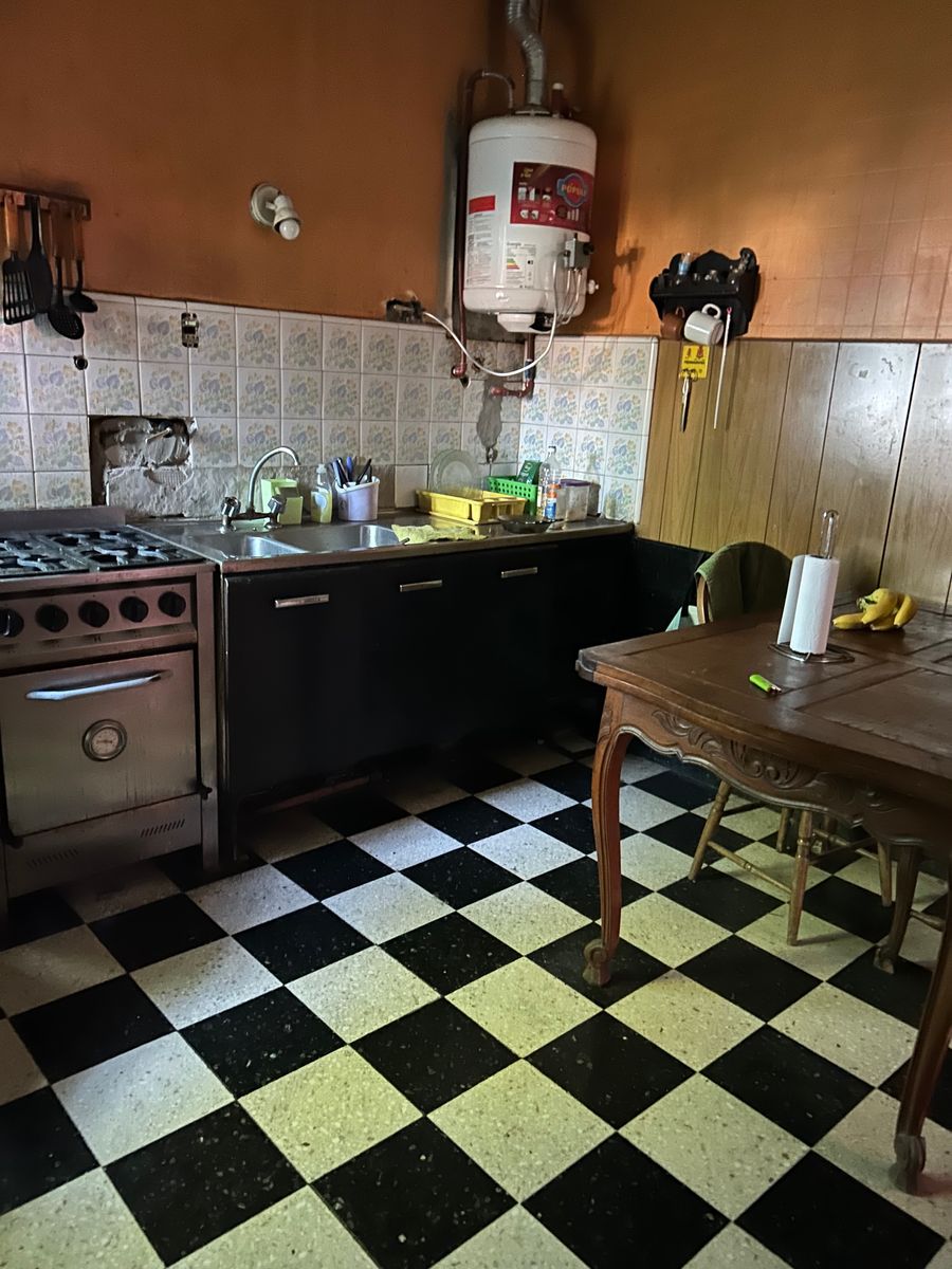 VENTA DE CHALET SOBRE LOTE PROPIO EN IMPORTANTE AVENIDA CIUDAD JARDIN — foto 5