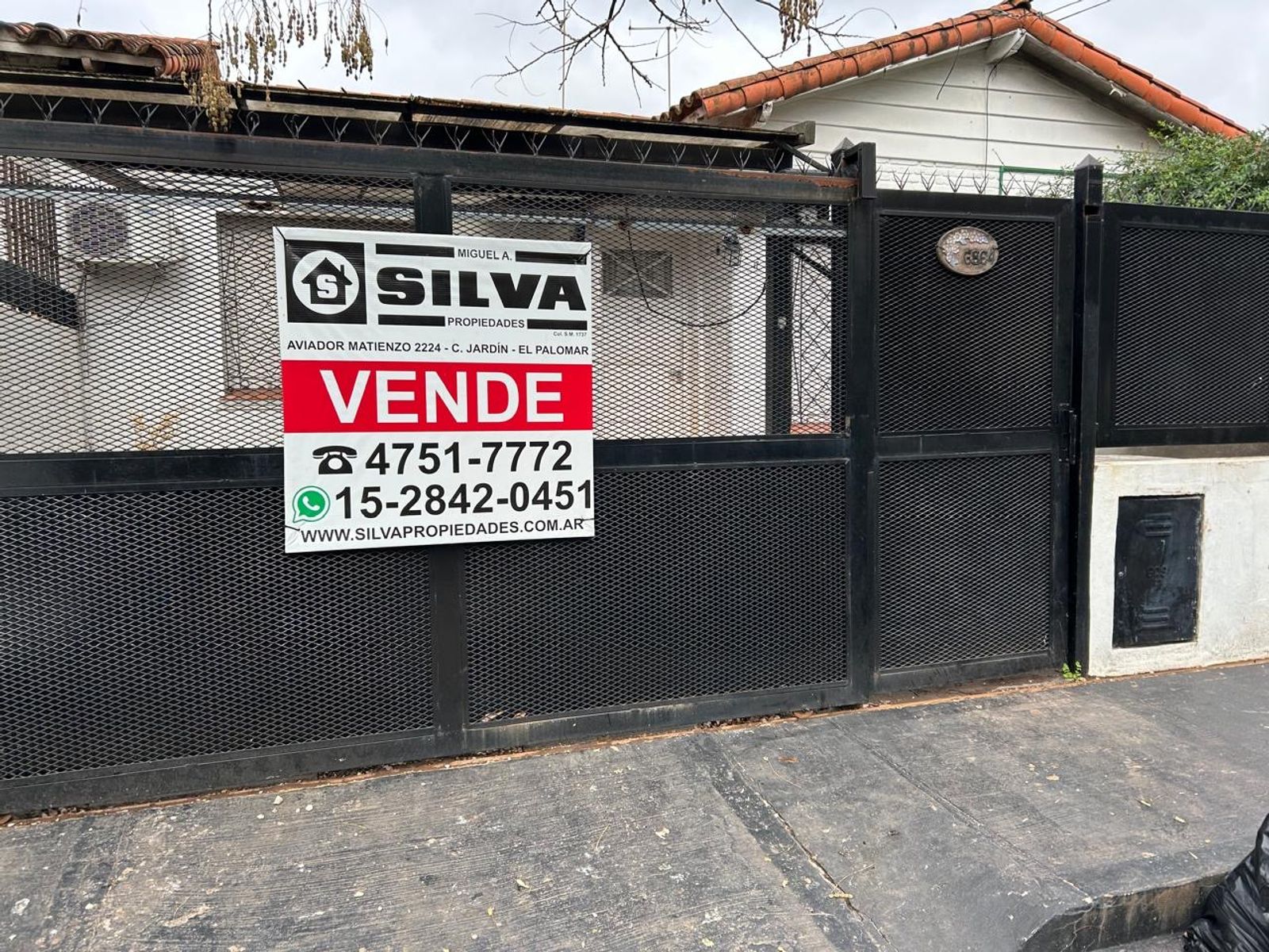 VENTA DE CHALET EN BUEN ESTADO ZONA LODELPA