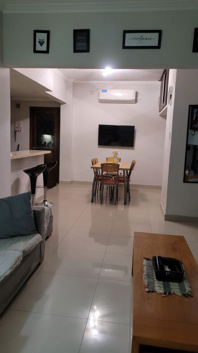 VENTA DE EXCELENTE PROPIEDAD CON PISCINA,HURLINGHAM - 26