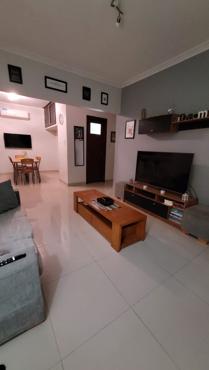 VENTA DE EXCELENTE PROPIEDAD CON PISCINA,HURLINGHAM - 27