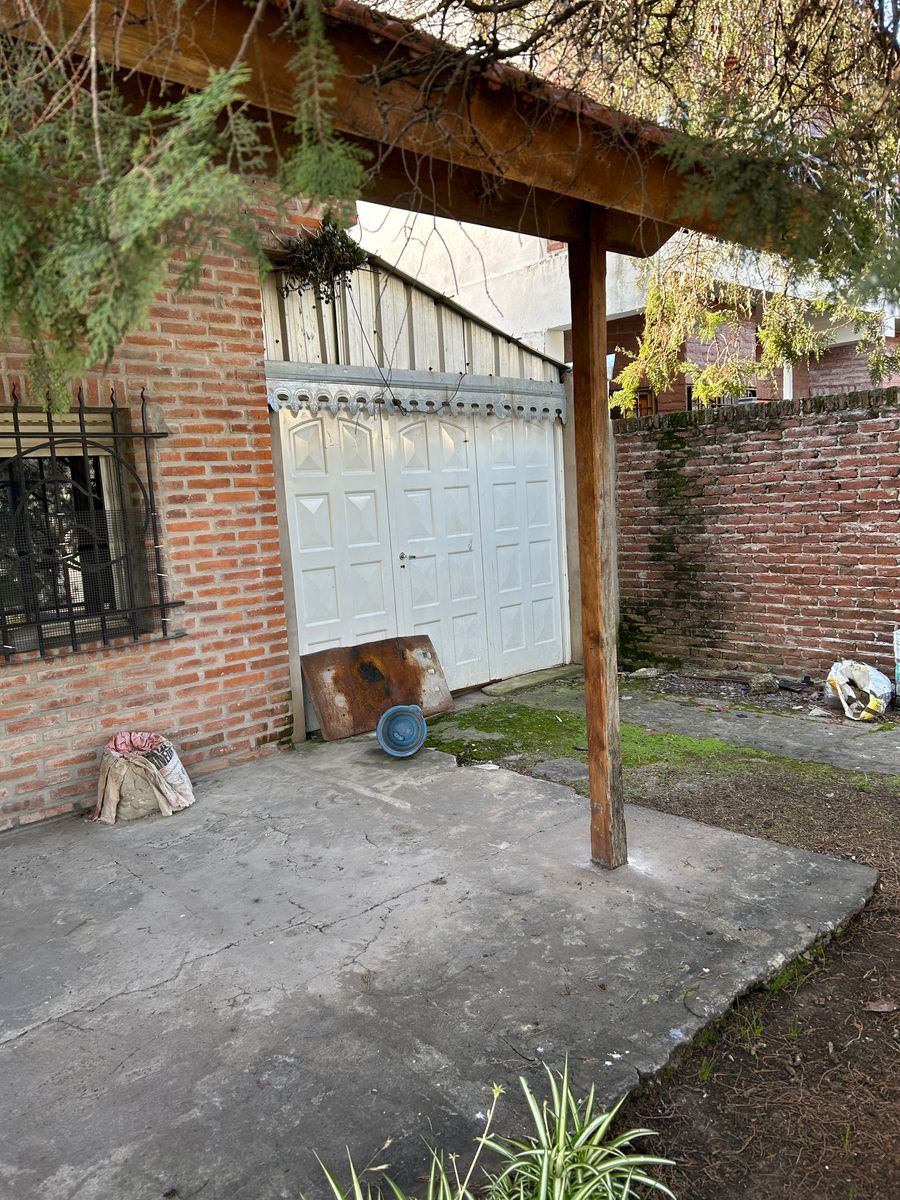 VENDE CHALET EN EXCELENTE ZONA Y UBICACION DE MARTIN CORONADO — foto 10