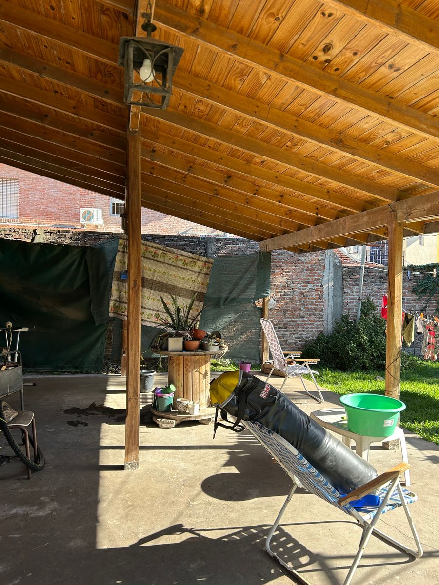 VENDE CHALET EN EXCELENTE ZONA Y UBICACION DE MARTIN CORONADO - 16