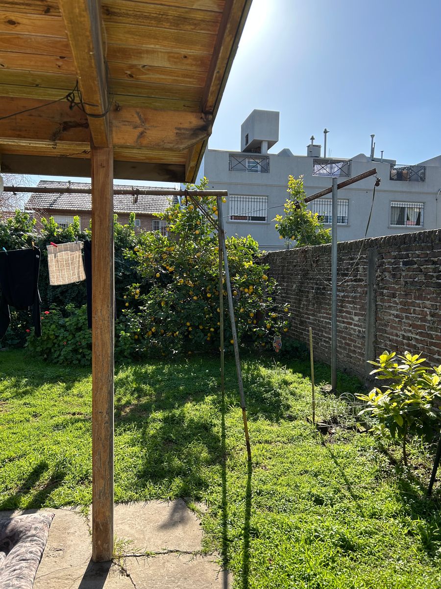 VENDE CHALET EN EXCELENTE ZONA Y UBICACION DE MARTIN CORONADO - 17