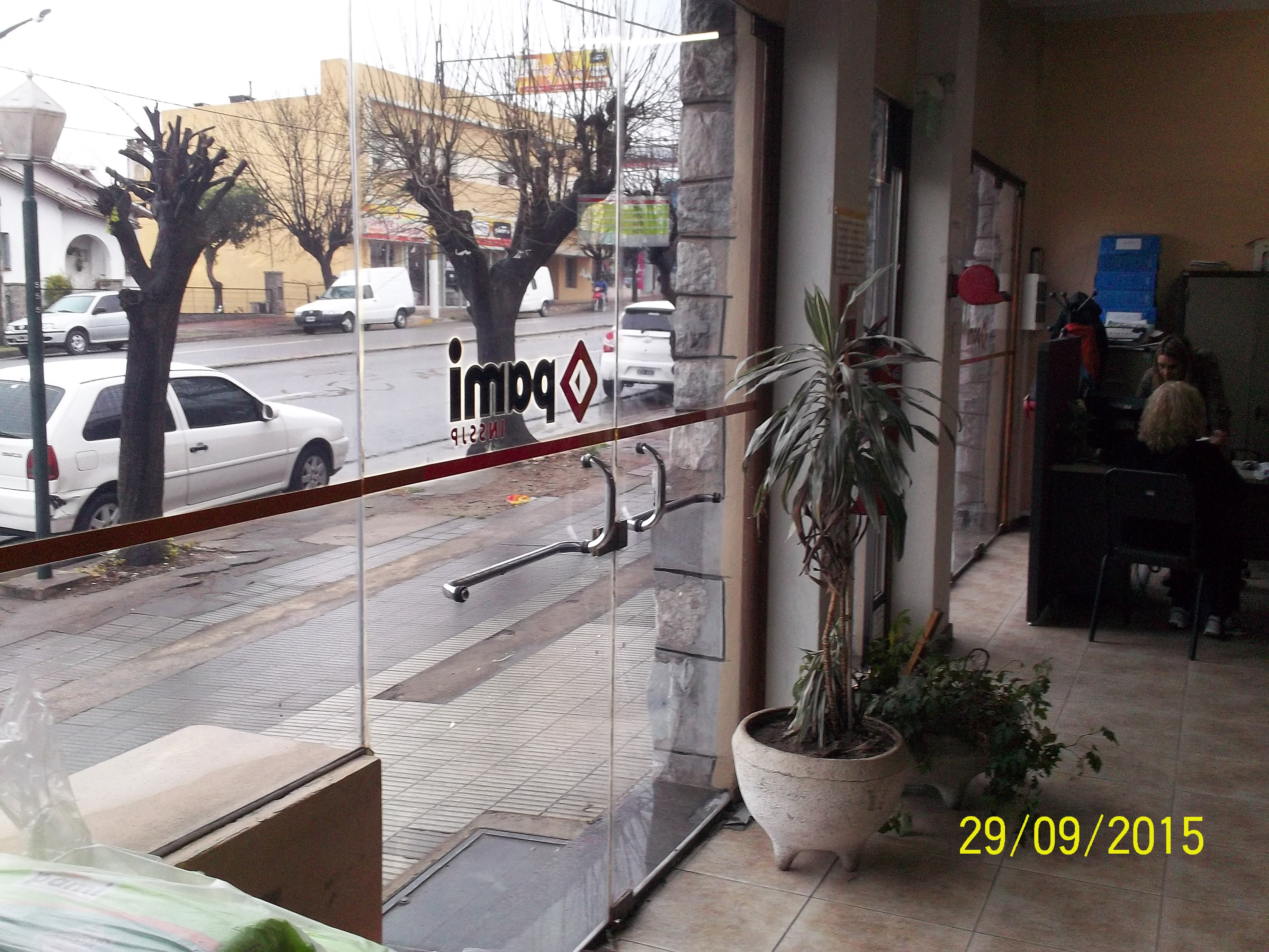 ATENCION INVERSORES! Vendo local Más Departamento Céntrico LA FALDA - 5
