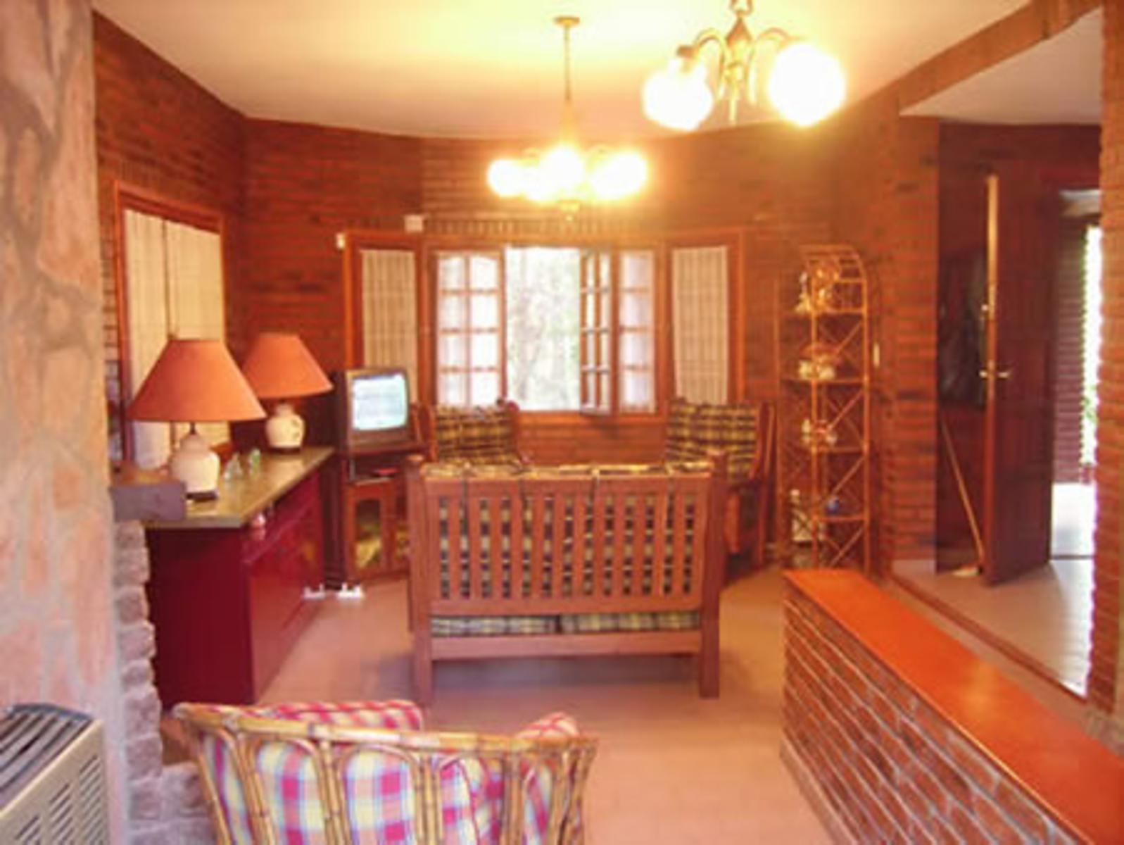 PRECIOSA CASA EN VENTA EN MAR DE LAS PAMPAS — foto 3