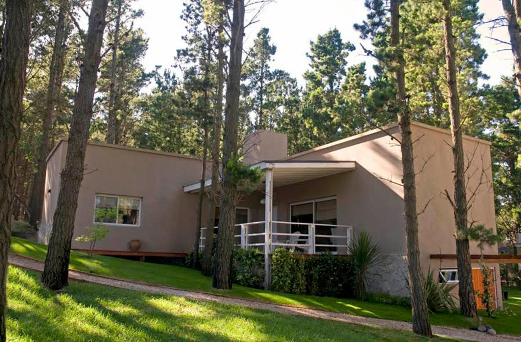 PRECIOSO COMPLEJO EN VENTA EN MAR DE LAS PAMPAS - 6