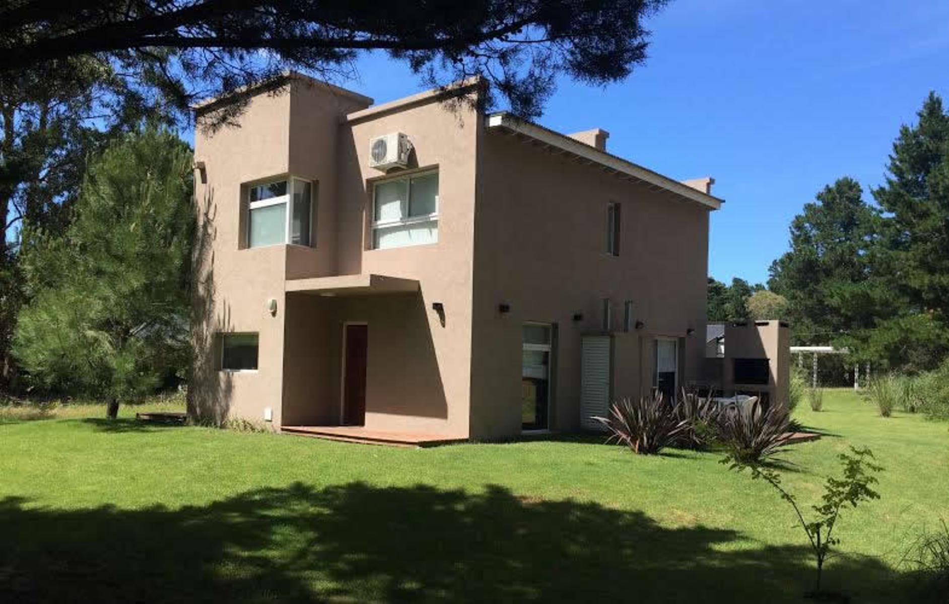 PRECIOSO COMPLEJO EN VENTA EN MAR DE LAS PAMPAS - 29