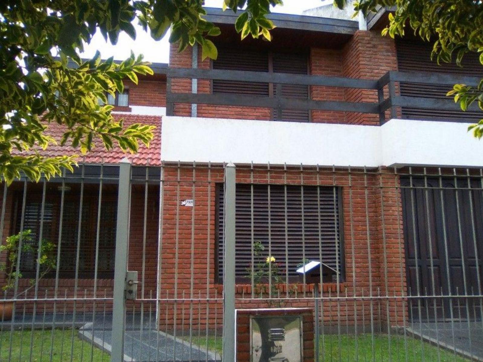 EXCELENTE OPORTUNIDAD CASA EN VENTA EN MAR DEL PLATA