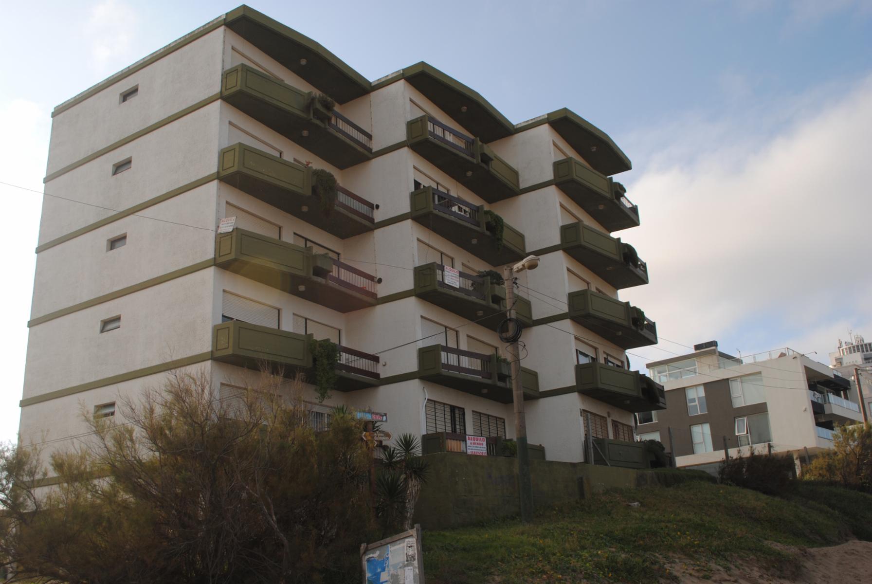 HERMOSO DEPARTAMENTO FRENTE AL MAR EN ZONA CÉNTRICA VILLA GESELL — foto 3