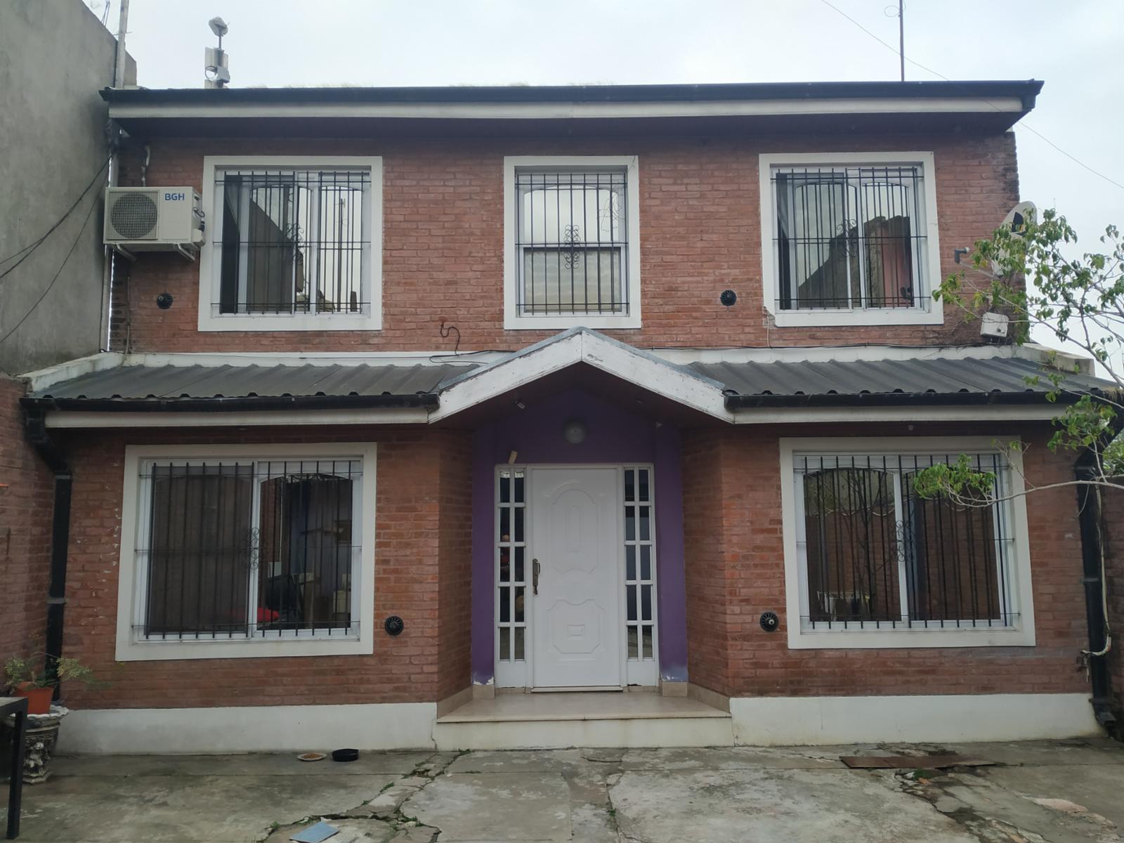 CASA CON LOCAL COMERCIAL Y GARAGE — foto 4