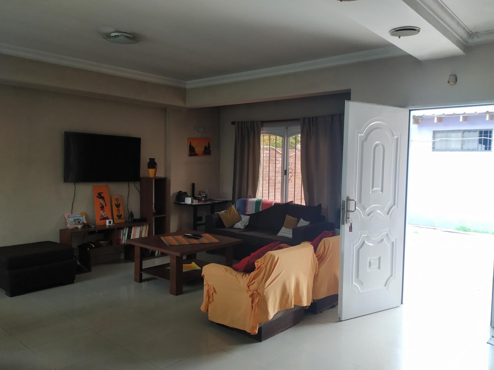 CASA CON LOCAL COMERCIAL Y GARAGE — foto 7