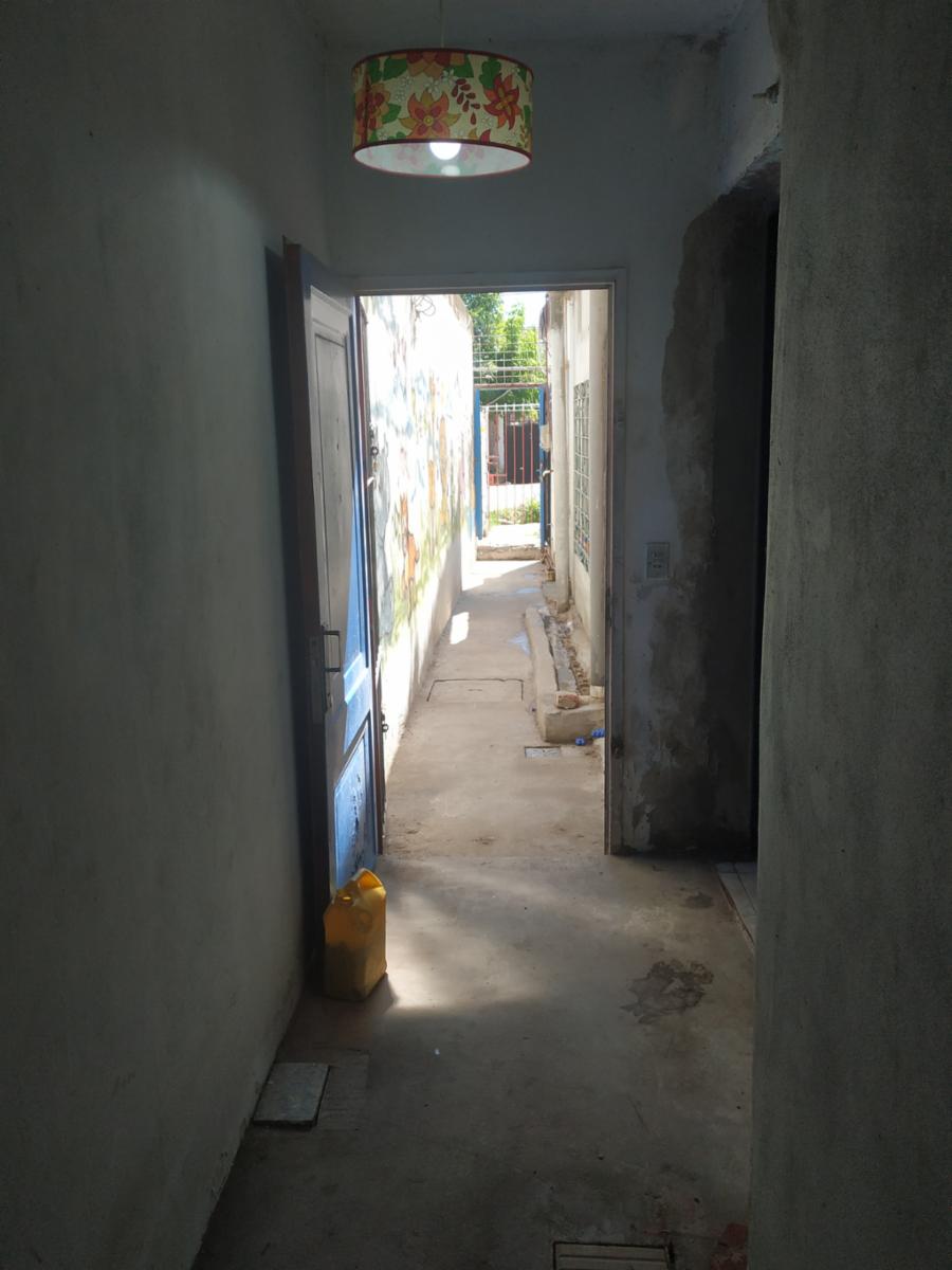 PROPIEDAD COMERCIAL CON VIVIENDA, GARAGE Y AMPLIO TERRENO — foto 10