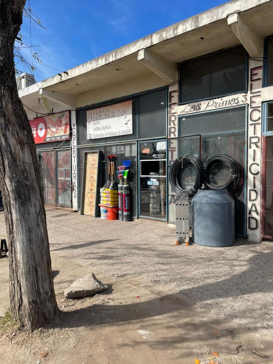 LOCAL, ZONA MUY COMERCIAL — foto 4