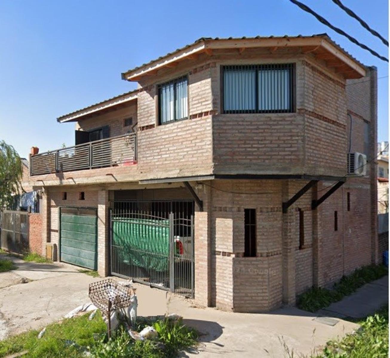 HERMOSA VIVIENDA A 1 CUADRA DE EIBAR
