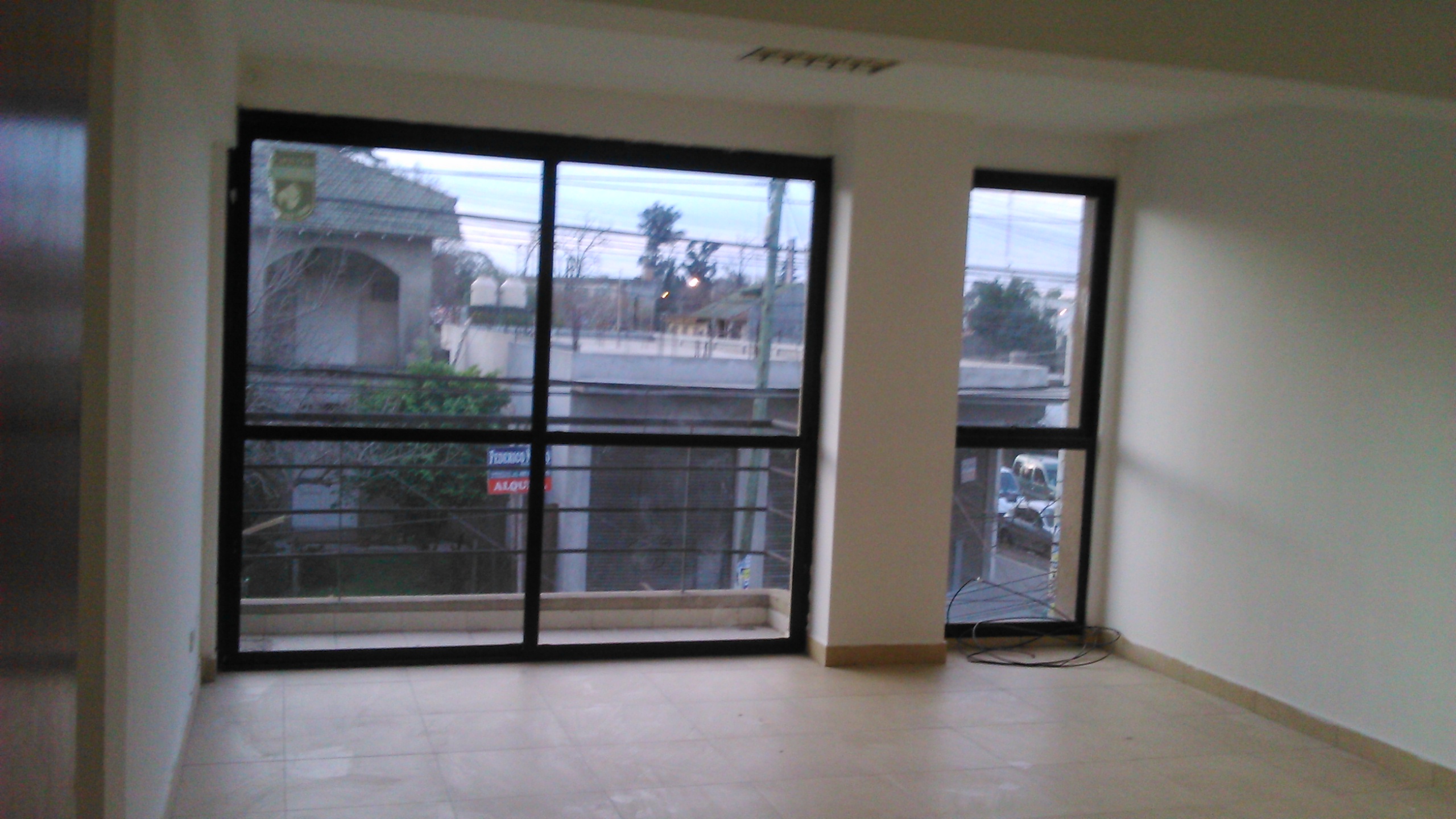 OFICINAS- JOSE C PAZ - 4