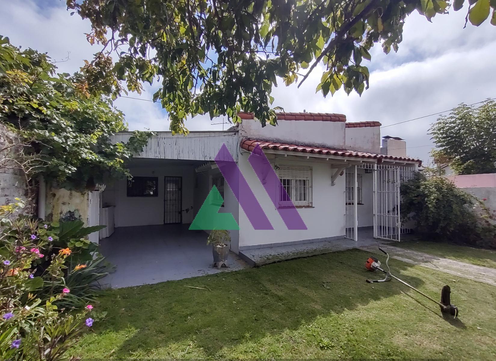 Casa 2 dormitorios con departamento y gran parque — foto 4