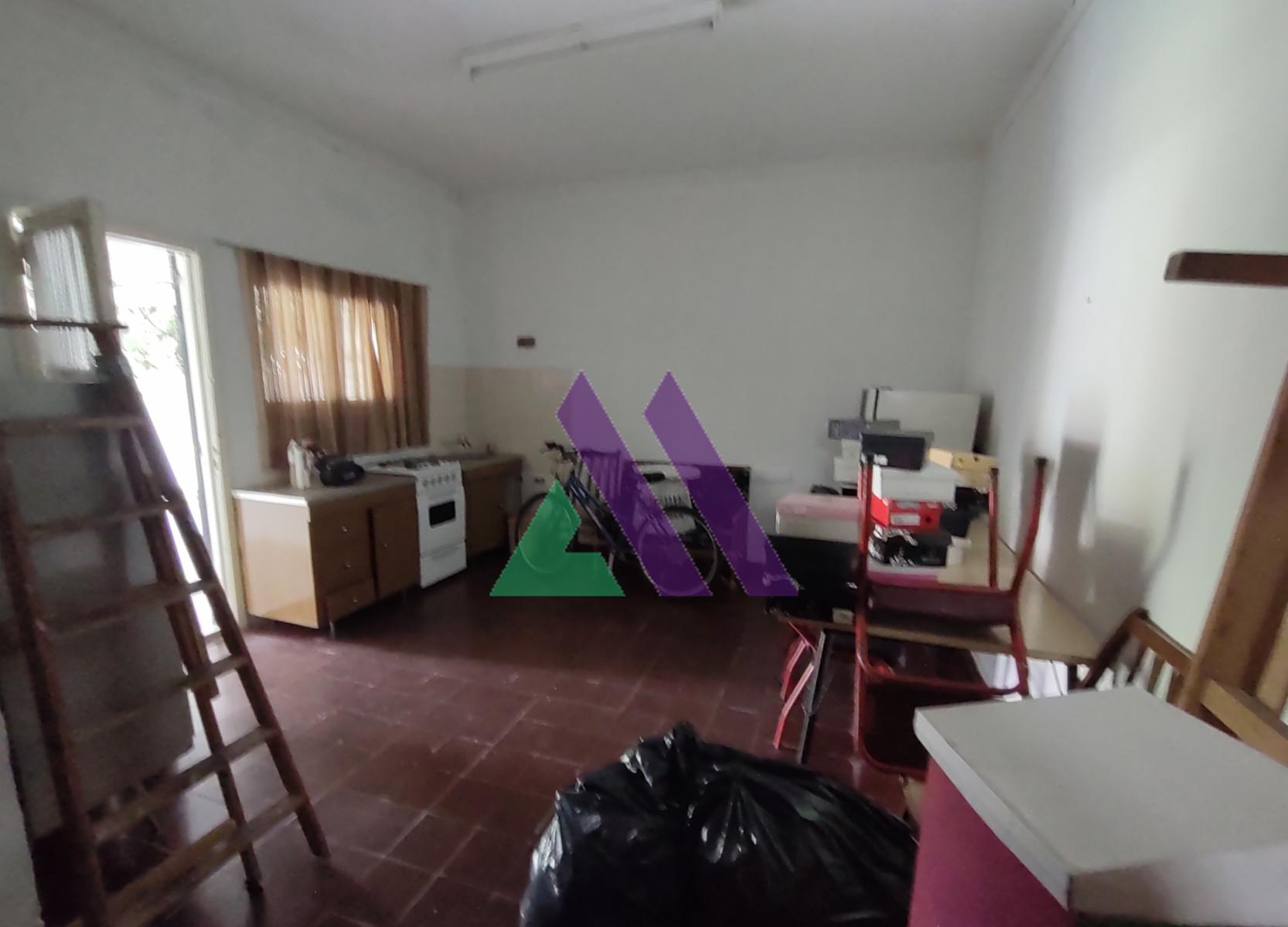 Casa 2 dormitorios con departamento y gran parque — foto 6