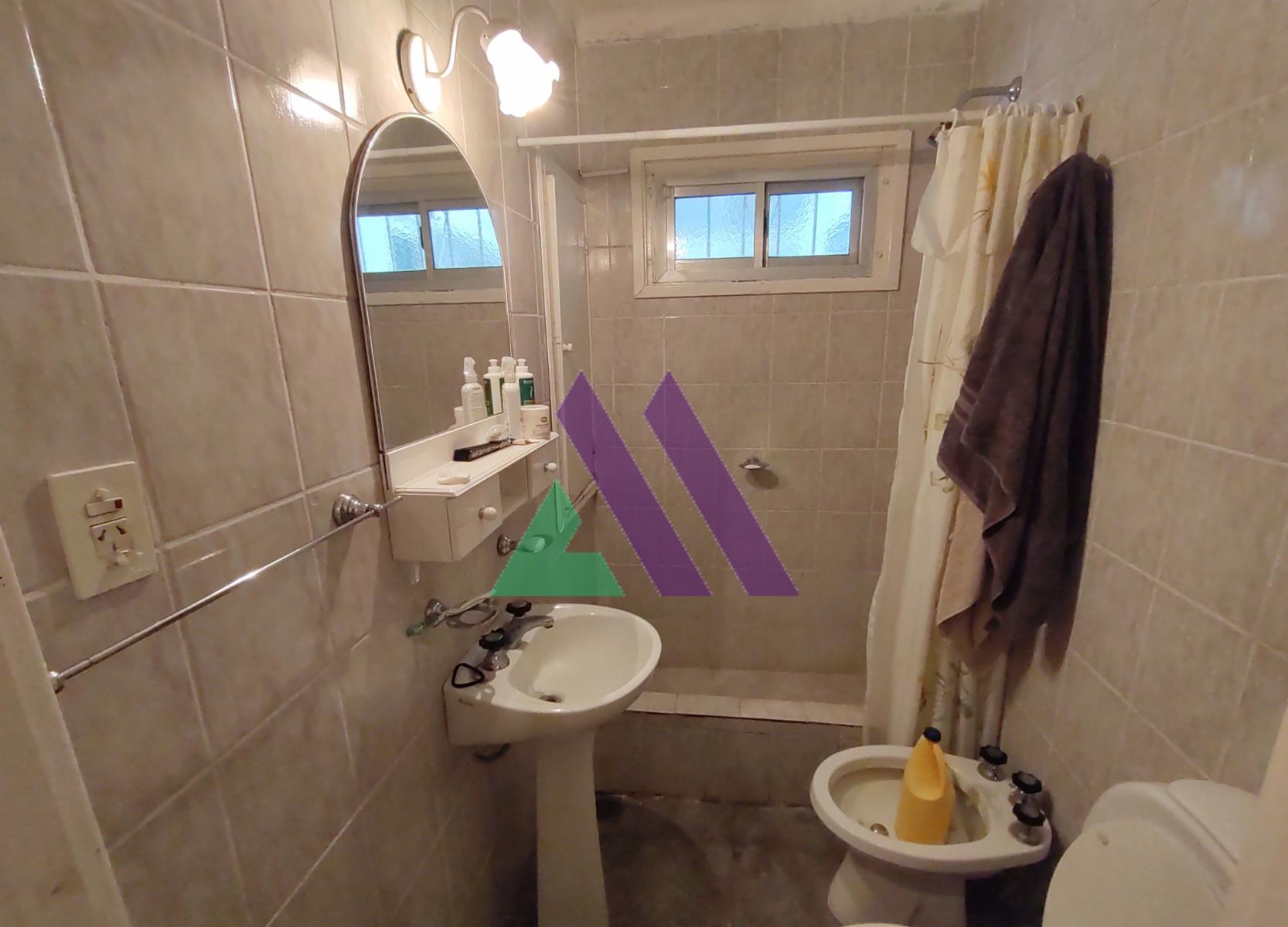 Casa 2 dormitorios con departamento y gran parque — foto 7