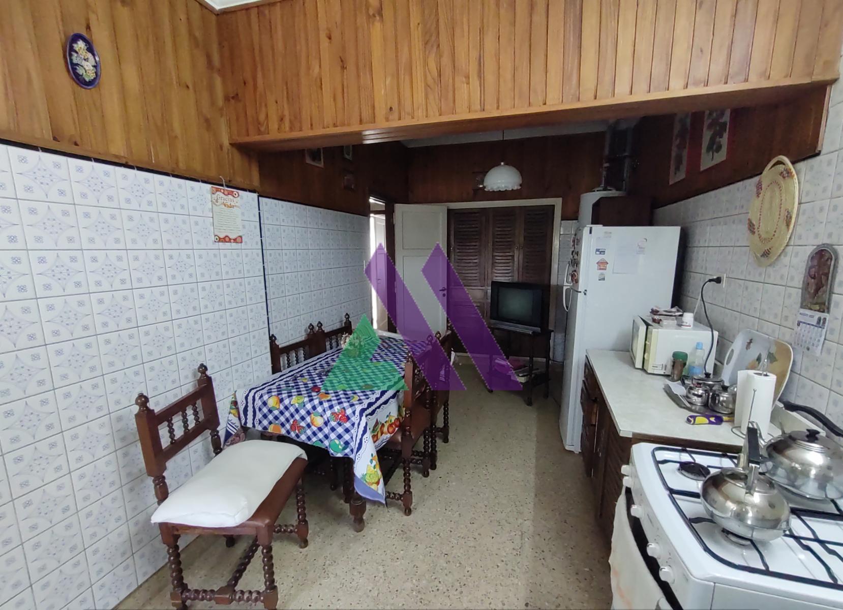 Departamento 4 ambientes con dependencias sin expensas — foto 3