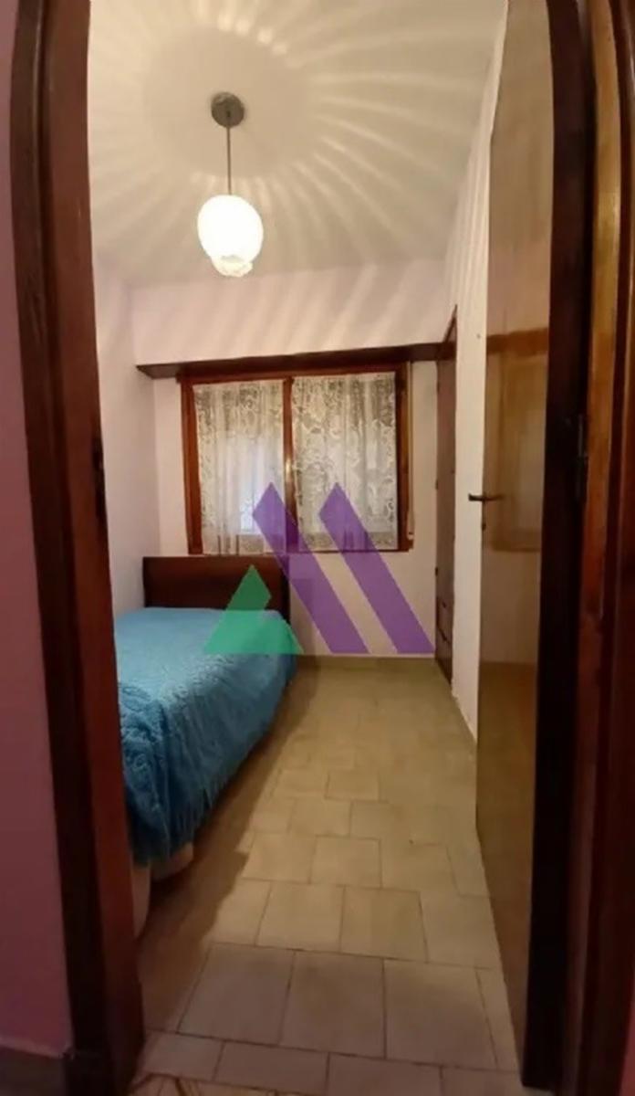 Chalet 4 ambientes con departamento. — foto 7