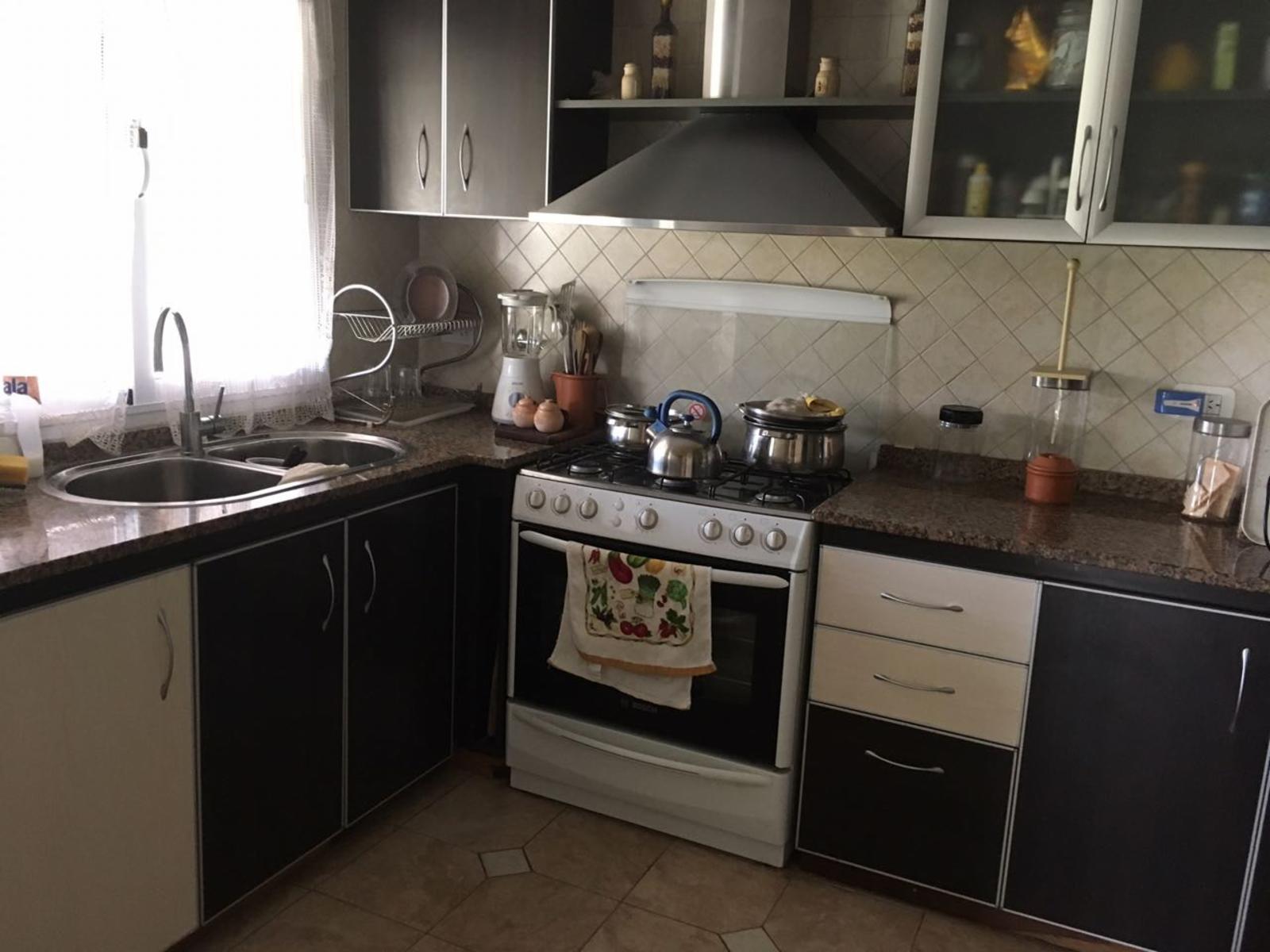 HERMOSO CHALET EN BARRIO PRIVADO AERO COUNTRY CLUB — foto 8